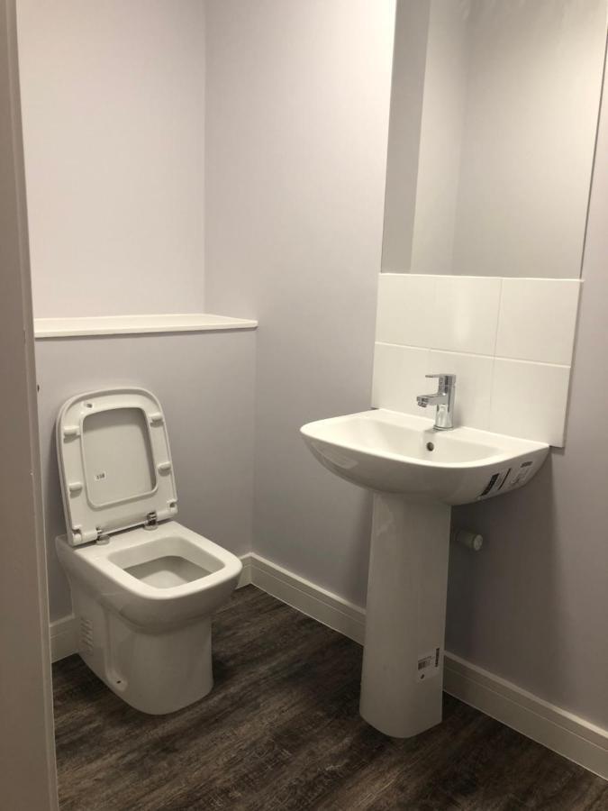 Central Unite Management Ltd Манчестер Экстерьер фото